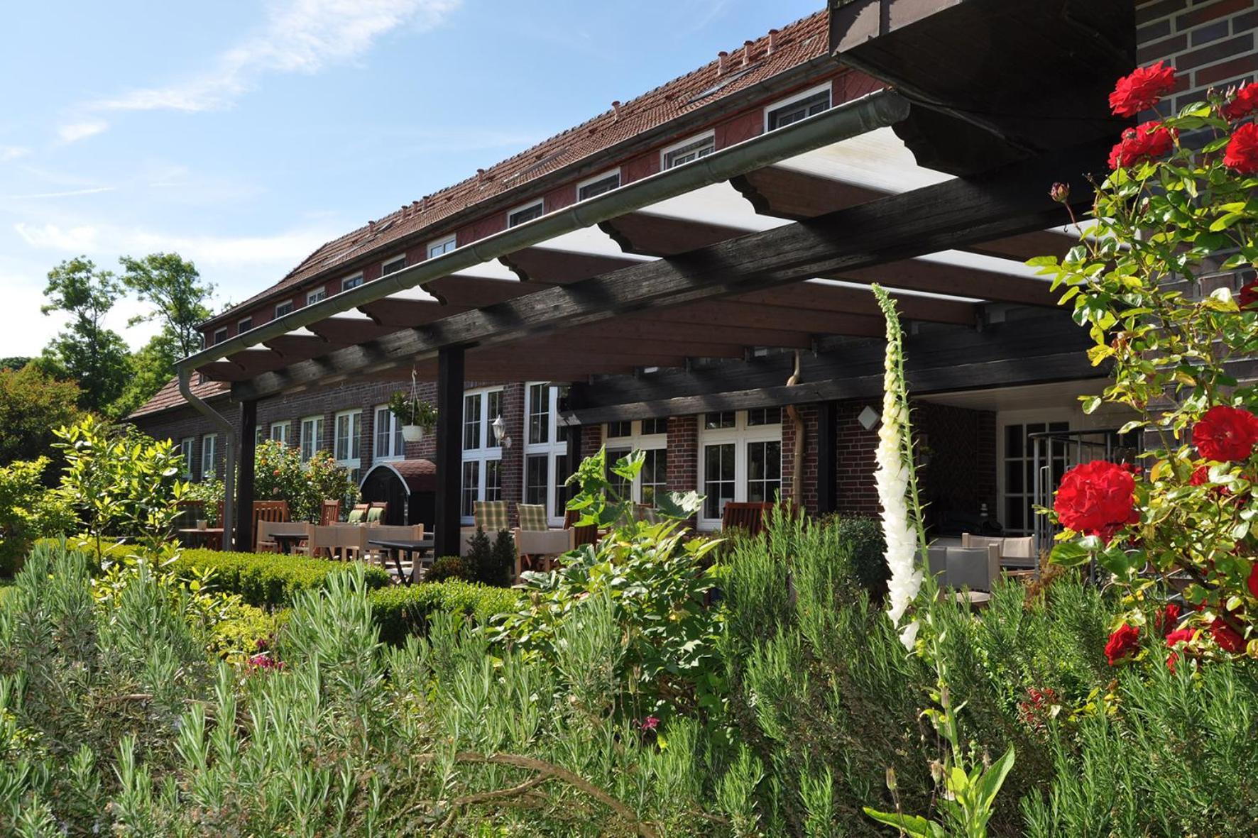 Landhotel Alte Schule - Hotel Garni Schillig Extérieur photo