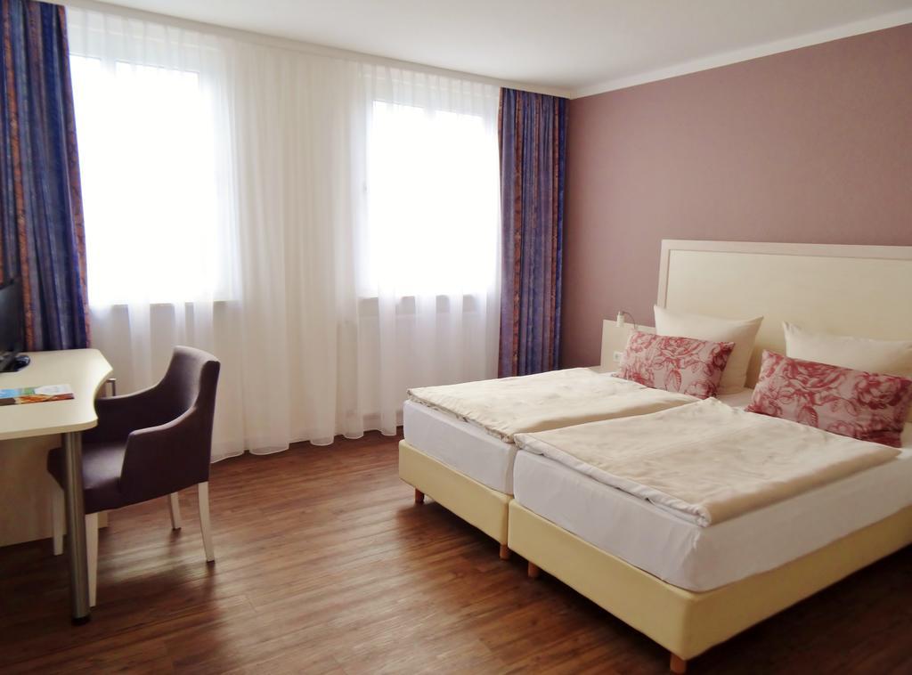 Landhotel Alte Schule - Hotel Garni Schillig Extérieur photo